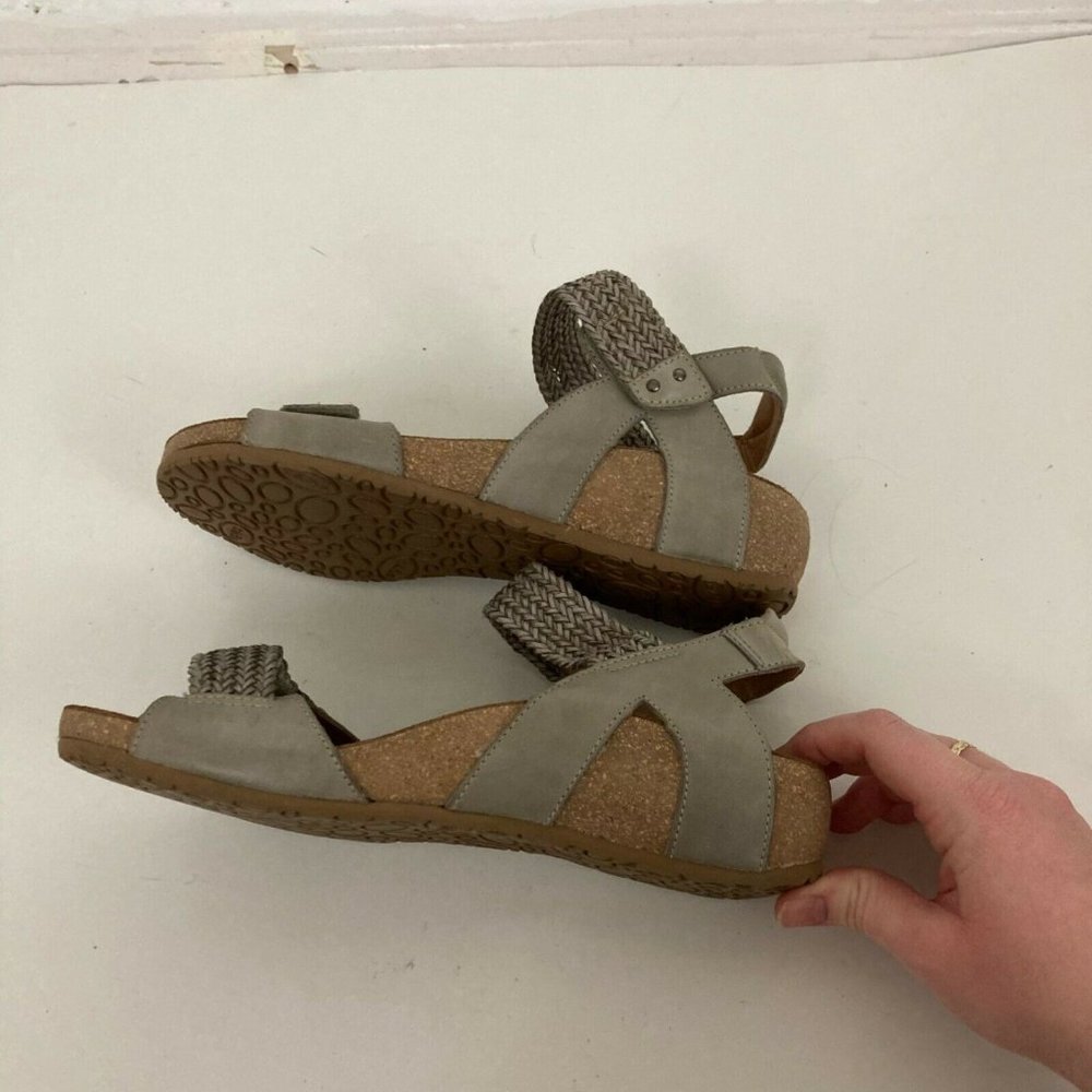 Taos Bonnie Sandals Women's 39 US 8-8.5 Gray Leather Hook Loop Closure Braided - Picture 2 of 7